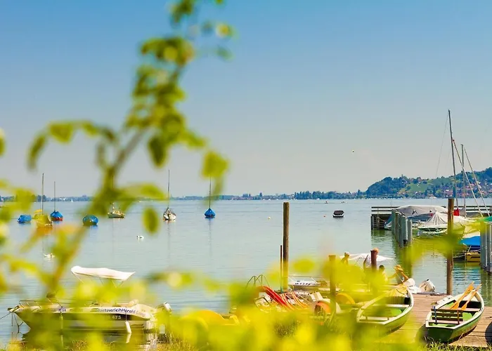 Gaestehaus Am See Gaienhofen  photo