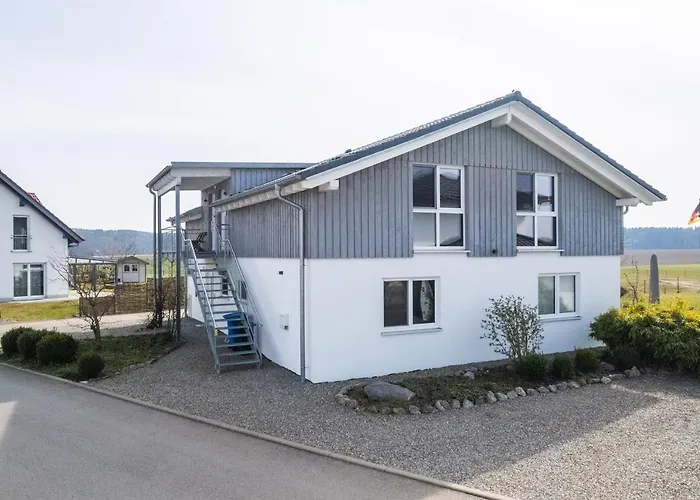 Фото Ruhige Ferienwohnung Mit Panoramablick Ingoldingen