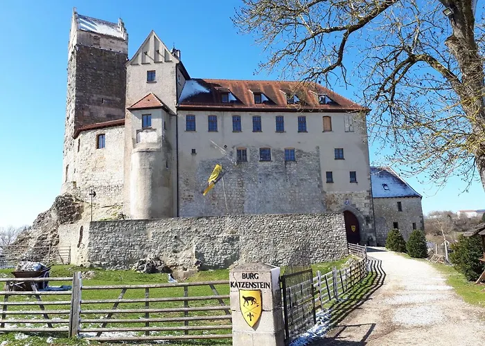 Burg Katzenstein Hotel Katzenstein  photo