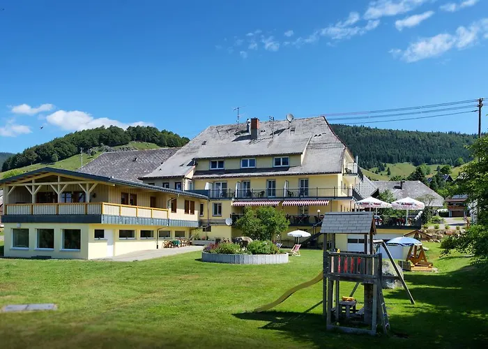 Gasthaus Loewen Hotel Bernau im Schwarzwald photo