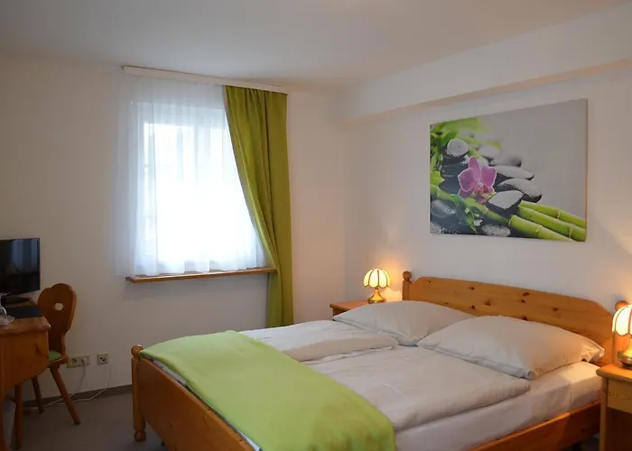 Gasthaus Zur Linde Hotel Glottertal photo