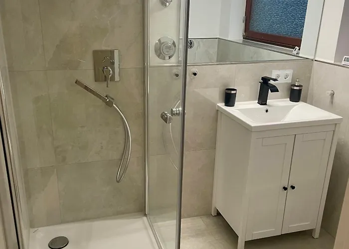 Modern Urban Studio Apartment S-Bahn 27Qm For 6 Persons Mercedes-Benz Magstadtの写真