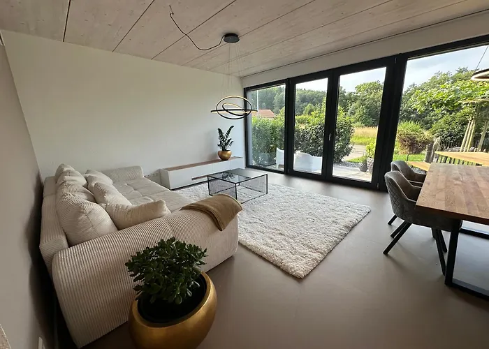 Moderne Ferienwohnung In Aussichtslage Althutte photo