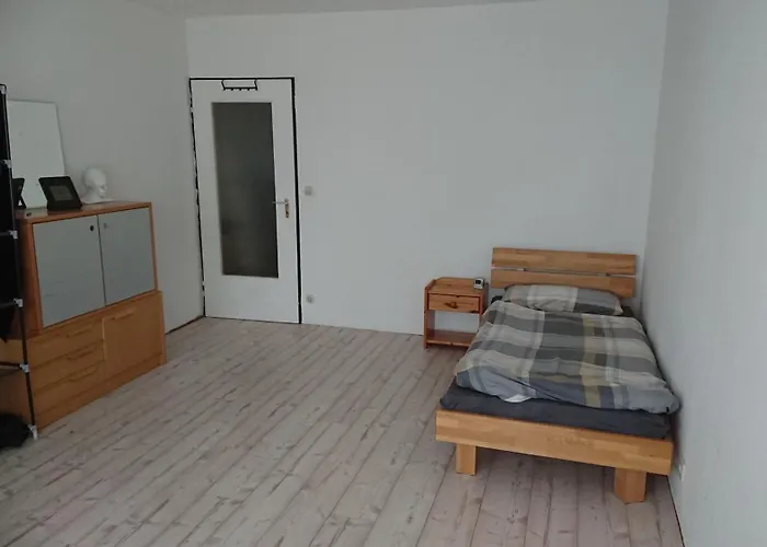 Фото Апартаменты Sehr Einfach Und Klein Филлинген-Швеннинген