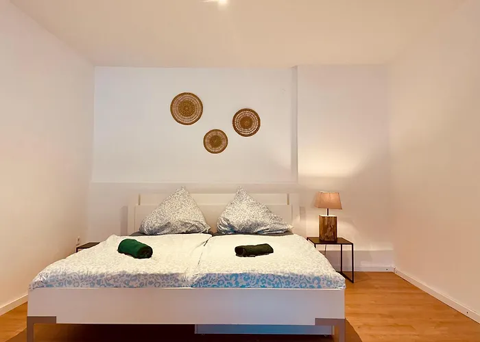 Odw Homes - Large Apartment With Four Bedrooms Weinheim photo