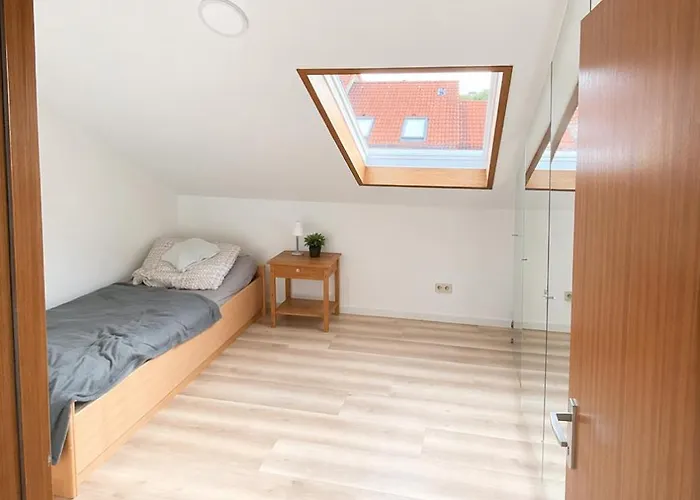 Ruhige 2 Zimmer Wohnung Mit Balkon In 뵈브링엔 사진