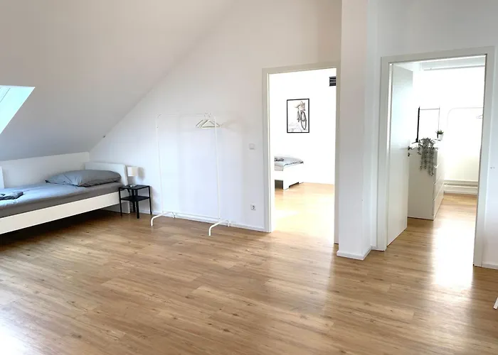 Top Monteurwohnung Mit Einzelbetten, Wlan, Waschmaschine, Parkplatz, Voll Ausgestattet In Pfaffenhofen Pfaffenhofen  fotorgafie