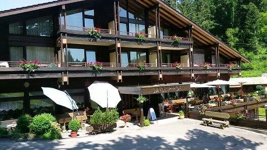 Hotel-Restaurant Jaegerhof Unterreichenbach photo