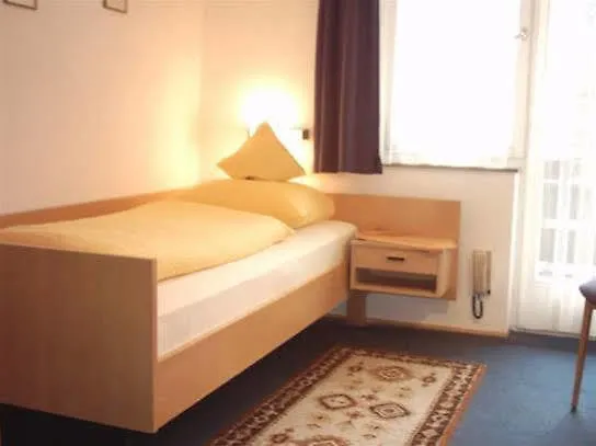 Christliches Nichtraucher-Hotel Garni Sonnenbring Bad Wildbad photo