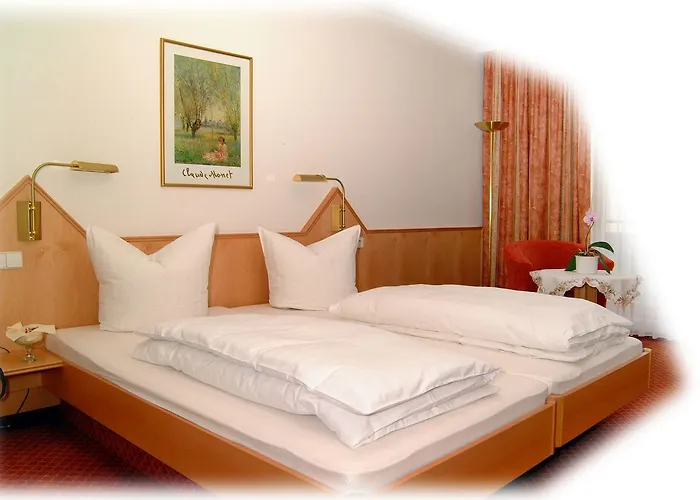 Hotel Restaurant Waldhorn Holzgerlingen photo