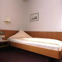 Garni Kiefer Hotel Grossbettlingen photo