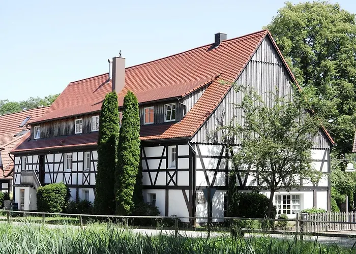 Gasthof Waescherschloss Waeschenbeuren photo