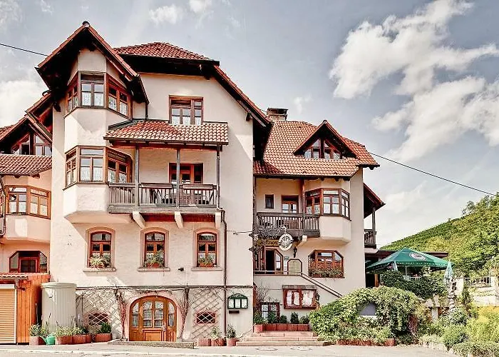 Hotel Adler Lauda-Koenigshofen photo
